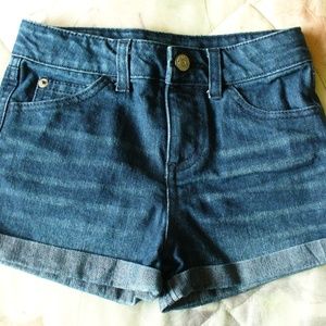 Girls Cherokee shorts.Size S/P  6-6X  (#EV481)